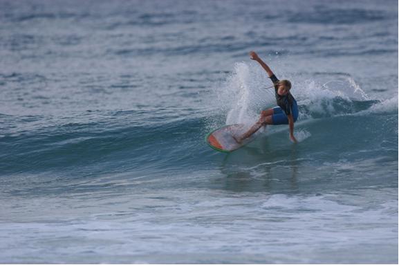 Lakey_cutback