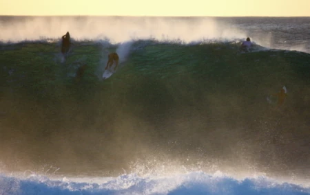 The Plane Can Wait &#8211; Keith Malloy at Pipeline