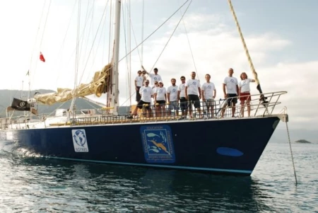 Mary Osborne Sails to South Atlantic Gyre to Help Study Plastic Pollution