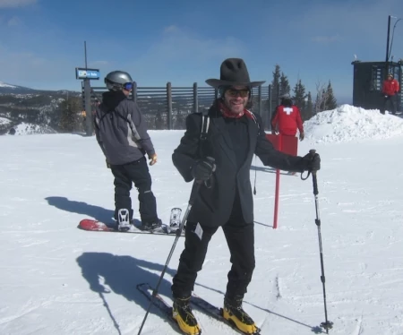 Skimo in a Suit