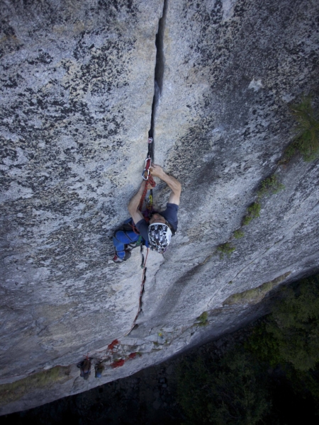 From a Wheelchair to the Sharp End – Story of the First Ever Paraplegic Lead Climb