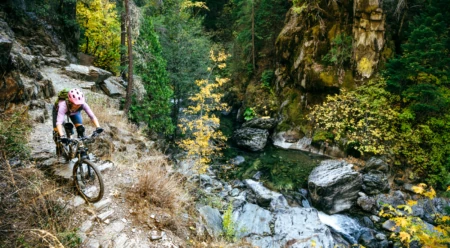 Con la Magia del Polvo: El Grupo de Defensa de los Senderos de Sierra Buttes