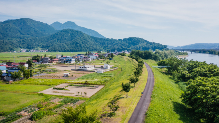 Door to Door:遊び場を拡げる冒険