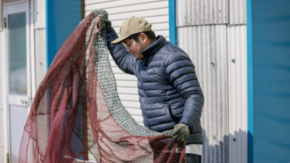 漁師をつなぐ廃漁網