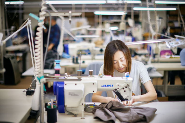 古着に命を吹き込む