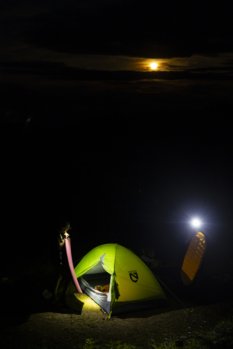 栂海新道：アルプスから日本海へ消える足跡を追って