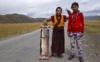 ロング・トレックス in 中国：西寧から成都まで、スケートボードでチベットを駆け抜ける
