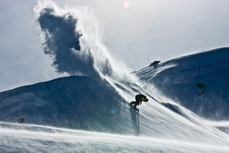 雪を追い求めて南半球へ:#PursuitOfPowderのライブアップデート