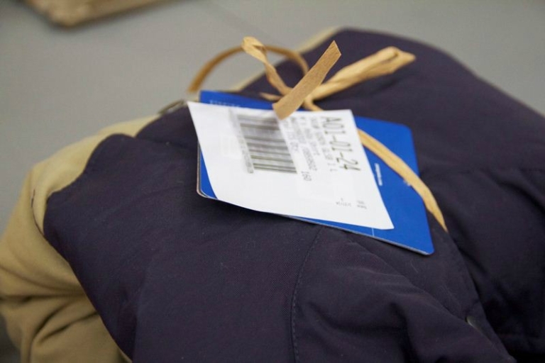 パタゴニアのプラスチック梱包:衣類配送の課題に関する調査報告書
