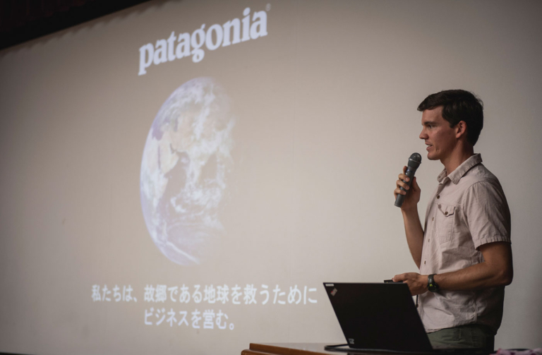 地球市民が営むべきビジネスとは?Worn Wear College Tour〜北海道大学