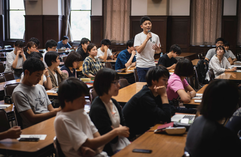 地球市民が営むべきビジネスとは?Worn Wear College Tour〜北海道大学