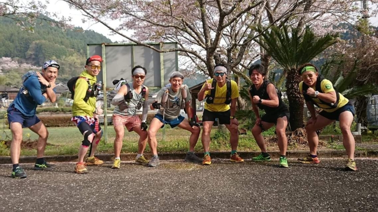 ドラゴンがやっちろを駆け抜ける