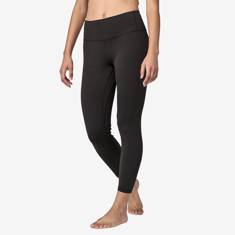 Women's Patagonia Crop Leggings. Size Small. Solid black.