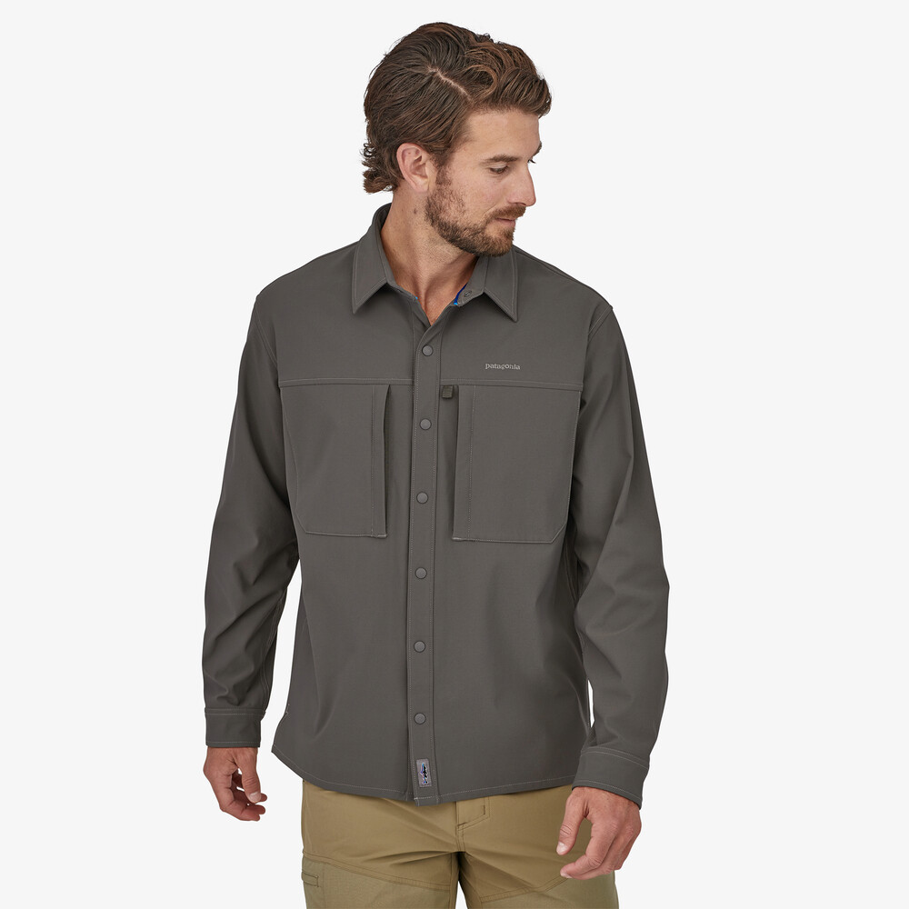 Patagonia Men's Long-Sleeved Snap-Dry Fishing Shirt