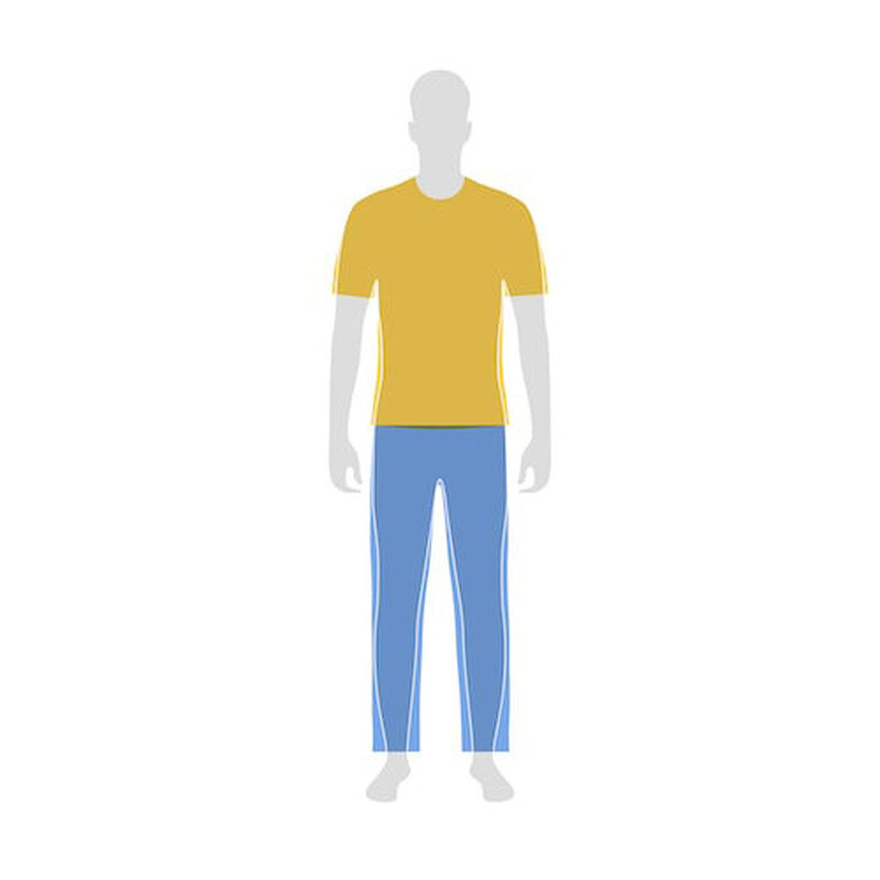 Graphic of person in regular fit clothes.